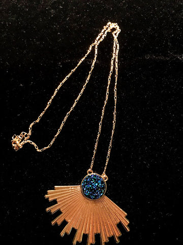 Necklace 19N02011