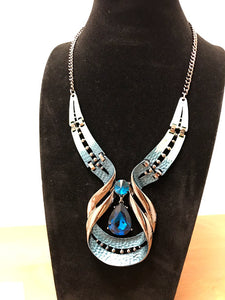 Necklace 19N03011